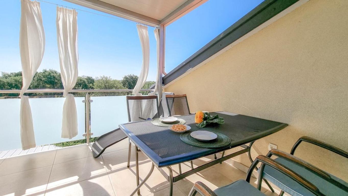 Silos Mare Apartment Novigrad  Exterior photo