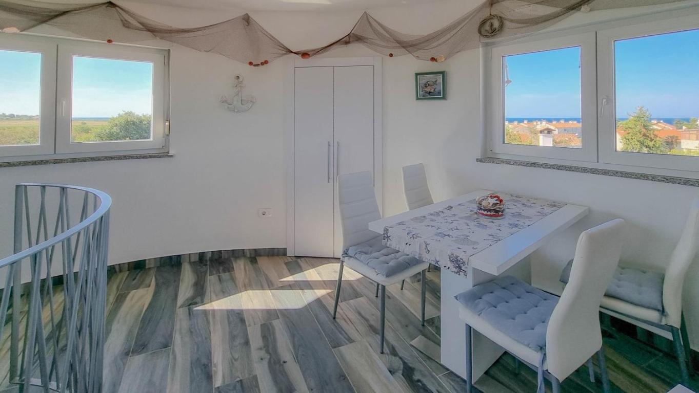 Silos Mare Apartment Novigrad  Exterior photo